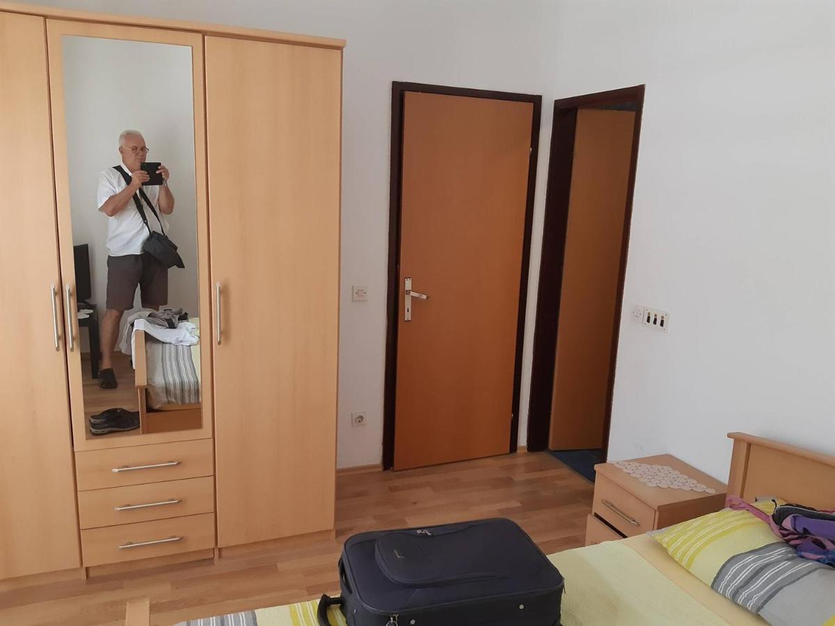 Two Bed Rooms Fortuna Near The Beach Poreč Buitenkant foto