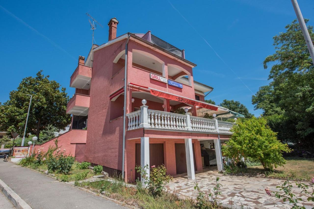 Two Bed Rooms Fortuna Near The Beach Poreč Buitenkant foto